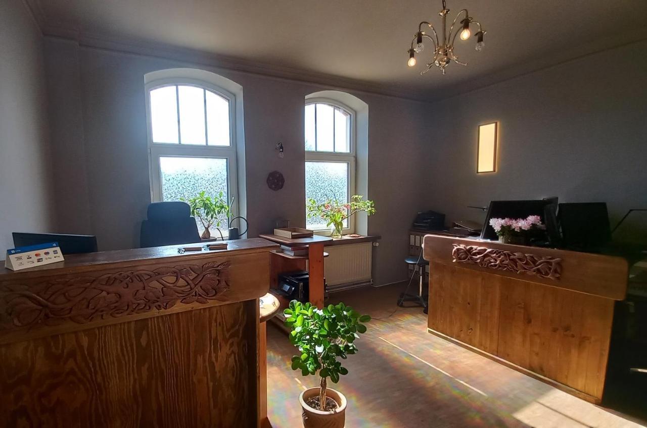 Triskele Haus - Oekologisches Gaestehaus Der Heilstaette Strelitz Neustrelitz Ngoại thất bức ảnh