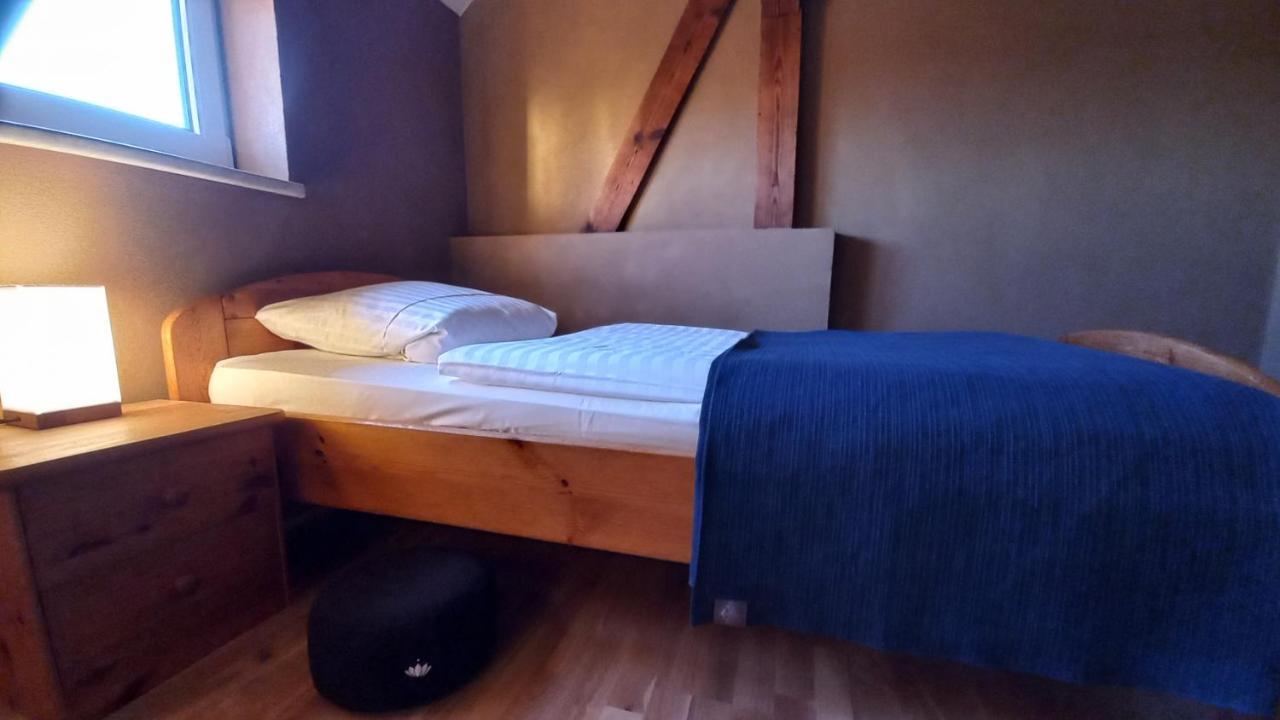 Triskele Haus - Oekologisches Gaestehaus Der Heilstaette Strelitz Neustrelitz Ngoại thất bức ảnh