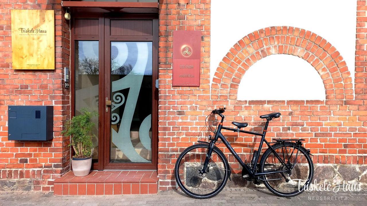 Triskele Haus - Oekologisches Gaestehaus Der Heilstaette Strelitz Neustrelitz Ngoại thất bức ảnh